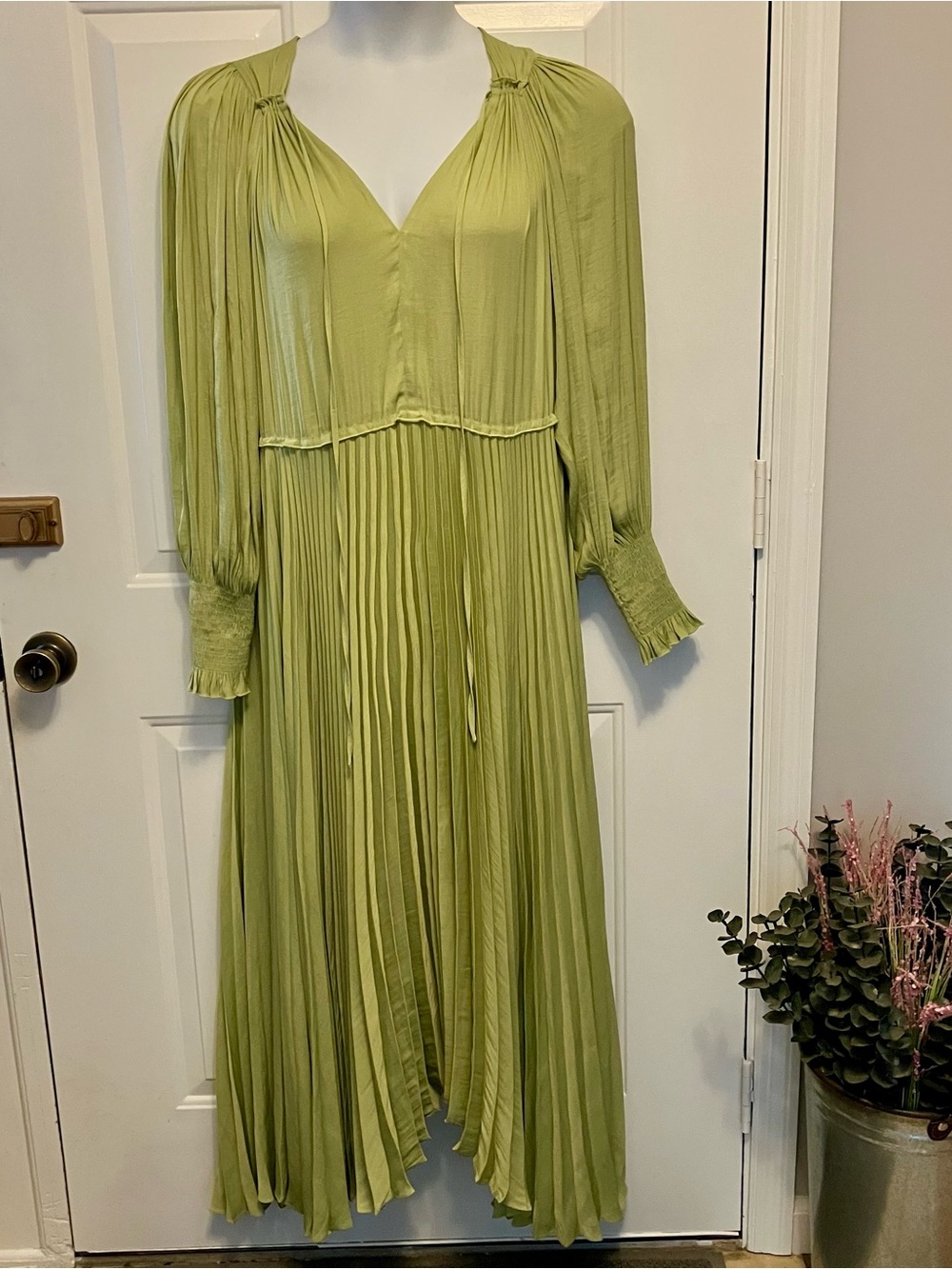 Rebecca Taylor Size XL Lime Green Pleated Skirt Maxi Dress Women’s